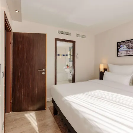 Mercure Sued Messe 4*