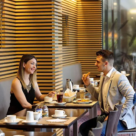 Mercure Sued Messe Hotel 4*