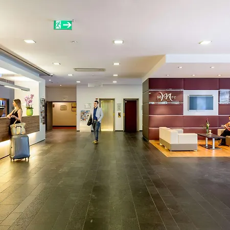 Hotel Mercure Sued Messe 4*