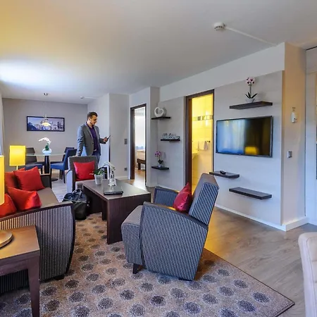 Otel Mercure Sued Messe Münih