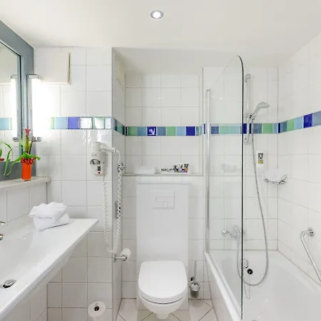 Hotel Mercure Sued Messe 4*