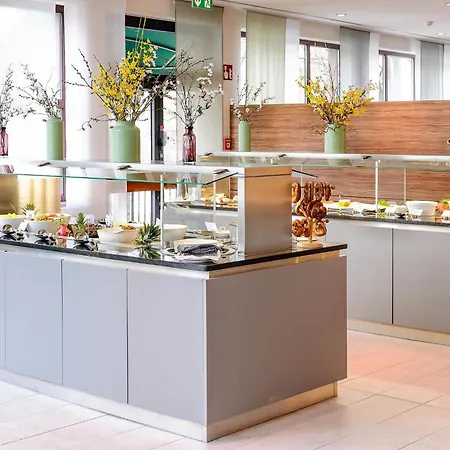 מלון Mercure Sued Messe 4*