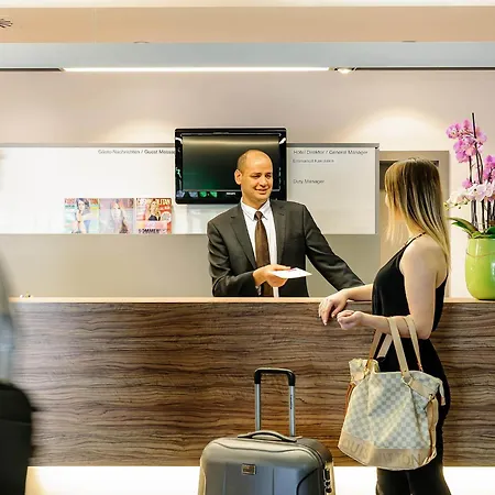 Mercure Sued Messe מלון 4*