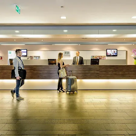 מלון Mercure Sued Messe 4*