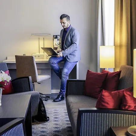 Mercure Sued Messe 4* מינכן