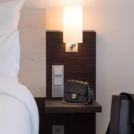 Отель Mercure Sued Messe Мюнхен
