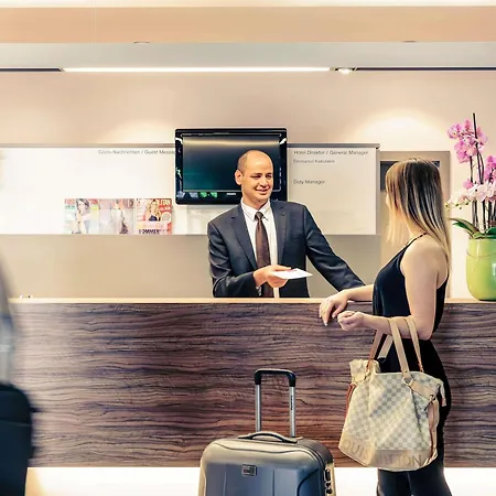 Mercure Sued Messe Отель 4*