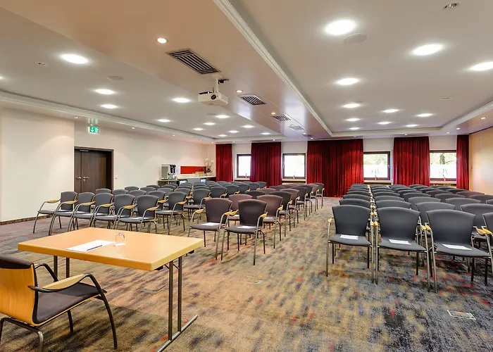 Mercure Sued Messe Отель 4*